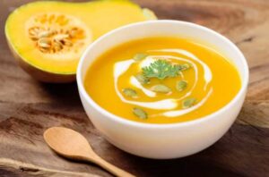 FALL-butternut-squash-soup-with-essential-oils